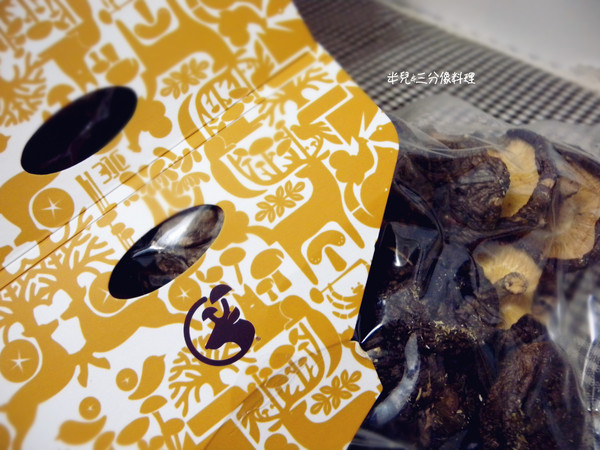 鹿窯菇事：[宅配。食材] 鹿窯菇事 有機冬乾菇 + 即時粥品綜合包 創意料理在我家!