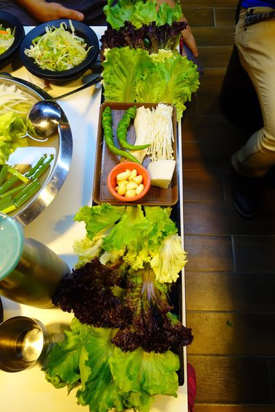 八色烤肉:韓國第一品牌 八色烤肉 ~ 超人氣訂位滿滿滿的八色豬 - 捷運忠孝敦化站 八色烤肉:韓國第一品牌 八色烤肉 ~ 超人氣訂位滿滿滿的八色豬 - 捷運忠孝敦化站