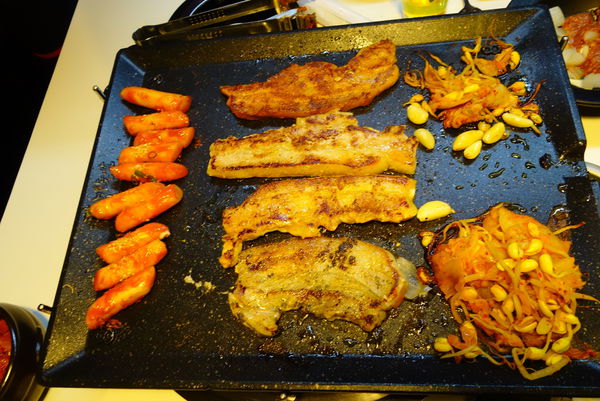 八色烤肉:韓國第一品牌 八色烤肉 ~ 超人氣訂位滿滿滿的八色豬 - 捷運忠孝敦化站 八色烤肉:韓國第一品牌 八色烤肉 ~ 超人氣訂位滿滿滿的八色豬 - 捷運忠孝敦化站