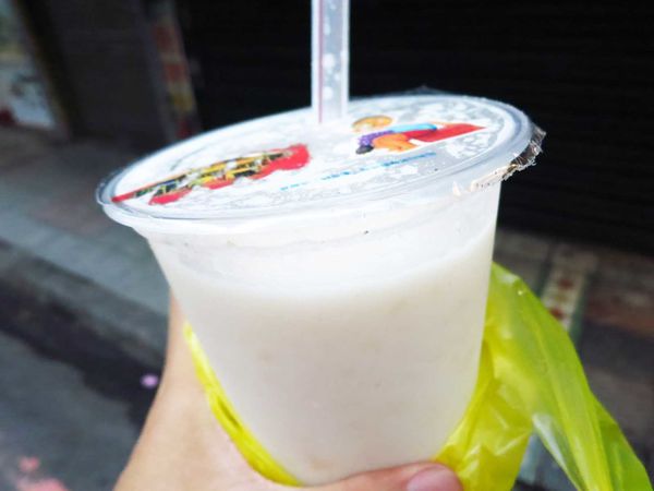 【蘆洲美食】YAMI飲料店-超便宜30元木瓜牛奶 【蘆洲美食】YAMI飲料店-超便宜30元木瓜牛奶