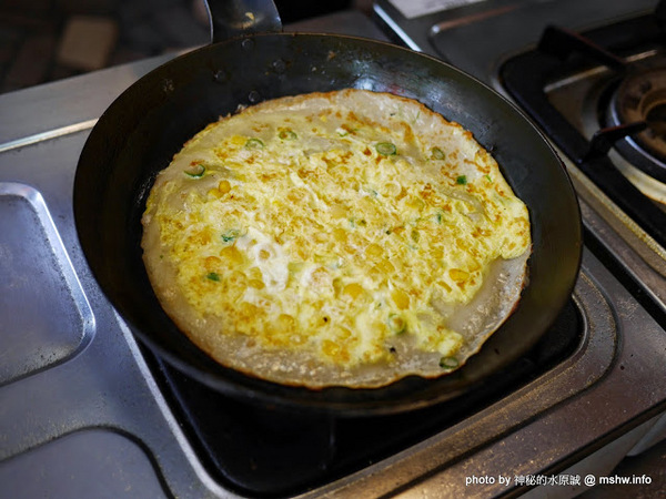 黃記古早味蛋餅.黑豆漿：【食記】彰化黃記古早味蛋餅.黑豆漿@員林臺鐵TRA員林車站 : 平價美味好腸粉, 吃了還想再吃的現做蛋餅囧