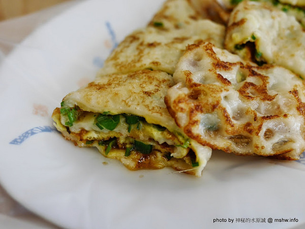 黃記古早味蛋餅.黑豆漿：【食記】彰化黃記古早味蛋餅.黑豆漿@員林臺鐵TRA員林車站 : 平價美味好腸粉, 吃了還想再吃的現做蛋餅囧