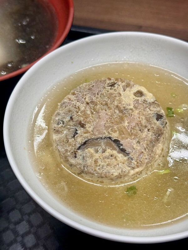 【高雄必比登美食】北港蔡三代筒仔米糕:傳承三代的好滋味,特色湯品一吃就愛上!