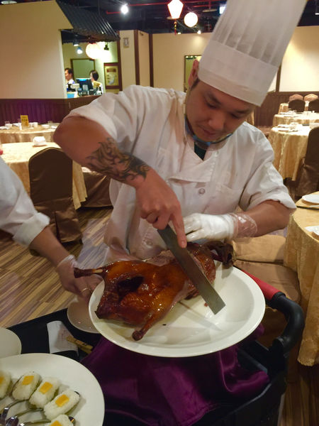 [台北松山] 櫻桃谷京華城 美味好吃櫻桃鴨 一鴨五吃創意料理 徐天麟 胡天蘭喜愛 食尚玩家推薦