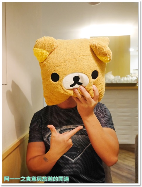 拉拉熊主題餐廳 Rilakkuma Cafe'：拉拉熊咖啡廳(台北店)～萌萌拉拉熊造型料理，捨不得吃阿~~