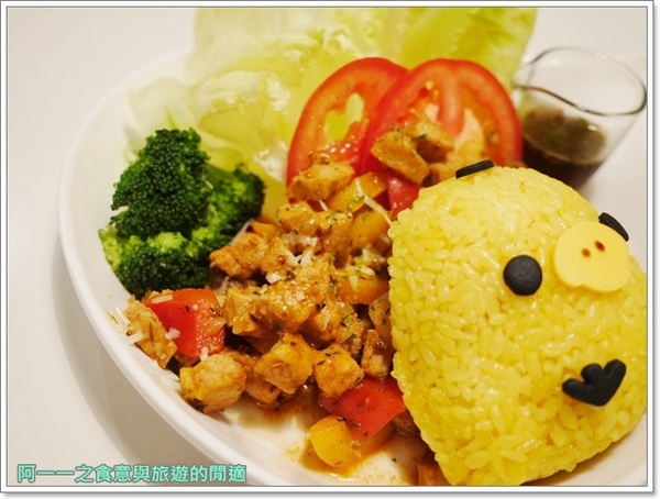 拉拉熊主題餐廳 Rilakkuma Cafe'：拉拉熊咖啡廳(台北店)～萌萌拉拉熊造型料理，捨不得吃阿~~