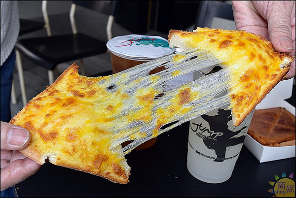 Jump搖滾炫飲:台中中區音樂主題飲料吧。JUMP搖滾炫飲。萬春宮旁讓人驚豔的創意手搖飲@sunny吃喝遊樂