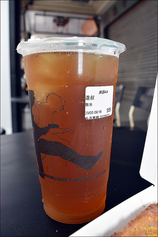 Jump搖滾炫飲:台中中區音樂主題飲料吧。JUMP搖滾炫飲。萬春宮旁讓人驚豔的創意手搖飲@sunny吃喝遊樂