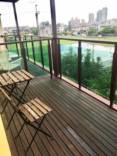 [宜蘭住宿] 羅東「微陽花弄」南法休閒民宿│焦糖烤布蕾雙人房（適合包棟的親子友善、寵物友善民宿）