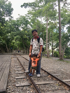 [宜蘭住宿] 羅東「微陽花弄」南法休閒民宿│焦糖烤布蕾雙人房（適合包棟的親子友善、寵物友善民宿）
