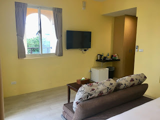 [宜蘭住宿] 羅東「微陽花弄」南法休閒民宿│焦糖烤布蕾雙人房（適合包棟的親子友善、寵物友善民宿）