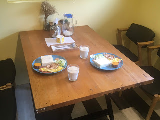 [宜蘭住宿] 羅東「微陽花弄」南法休閒民宿│焦糖烤布蕾雙人房（適合包棟的親子友善、寵物友善民宿）