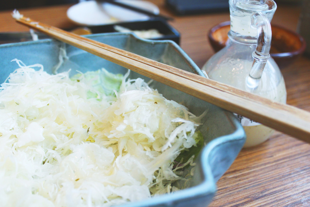 食記◎--【信義區 ATT4FUN】赤神日式豬排。人氣麻糬豬排X豪華海陸餐(內附菜單連結)