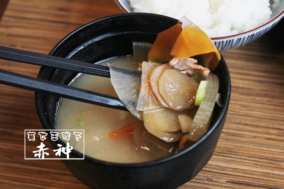 食記◎--【信義區 ATT4FUN】赤神日式豬排。人氣麻糬豬排X豪華海陸餐(內附菜單連結)