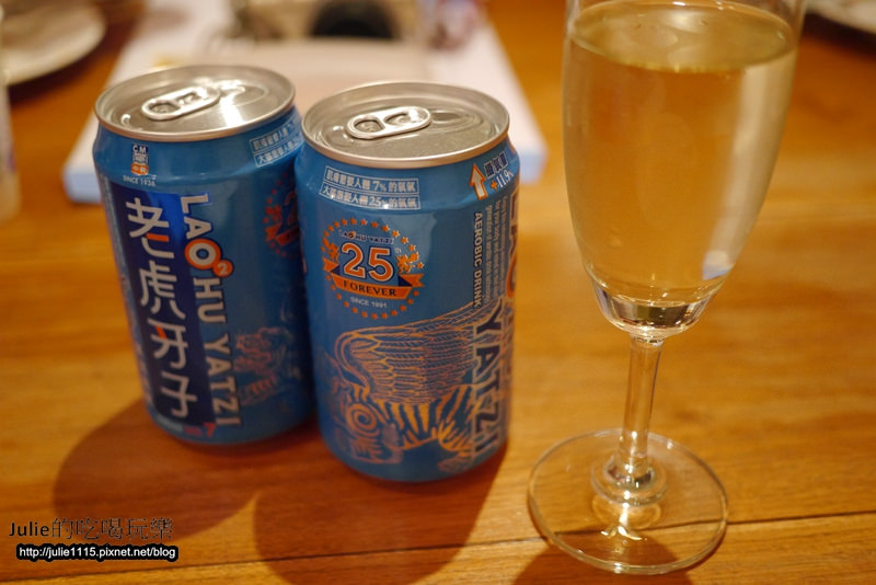 老虎牙子●有氧氣泡飲、有氧濃縮膠囊，代言人劉伊心現身說法，久坐動腦會缺氧？(文末附9折優待碼)