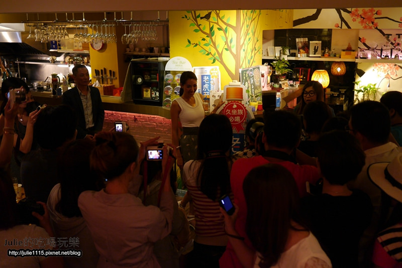 老虎牙子●有氧氣泡飲、有氧濃縮膠囊，代言人劉伊心現身說法，久坐動腦會缺氧？(文末附9折優待碼)