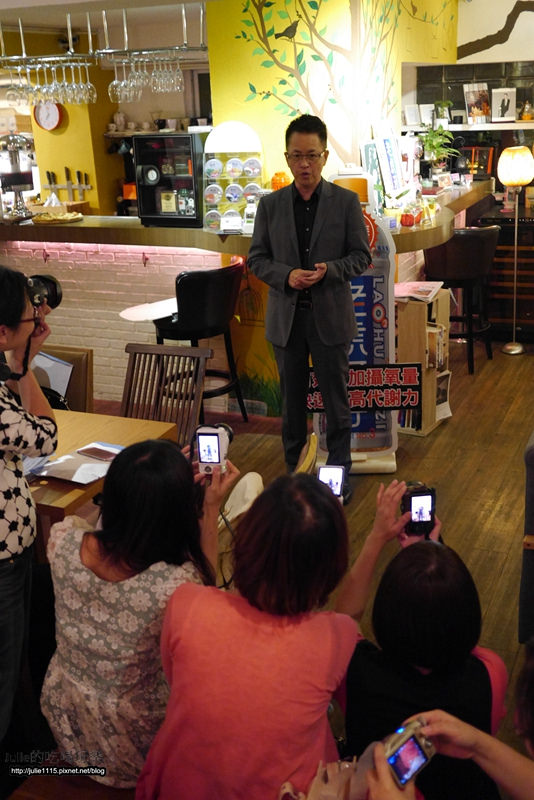 老虎牙子●有氧氣泡飲、有氧濃縮膠囊，代言人劉伊心現身說法，久坐動腦會缺氧？(文末附9折優待碼)