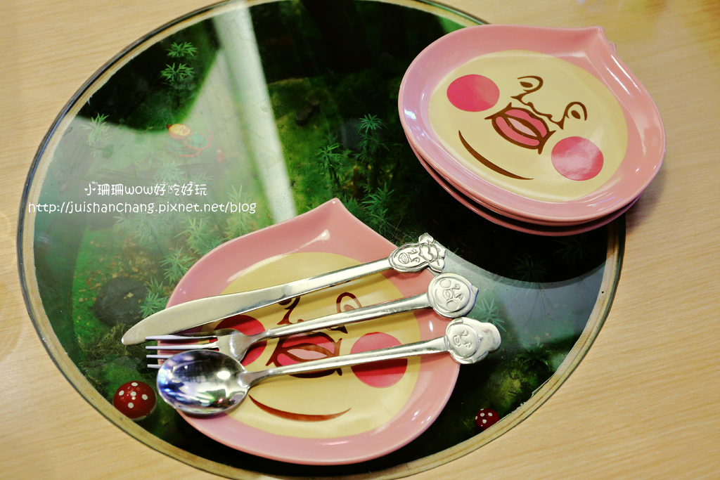 【食║台北】醜比頭的秘密部屋〜主題餐廳/醜比頭二店/醜得超可愛！