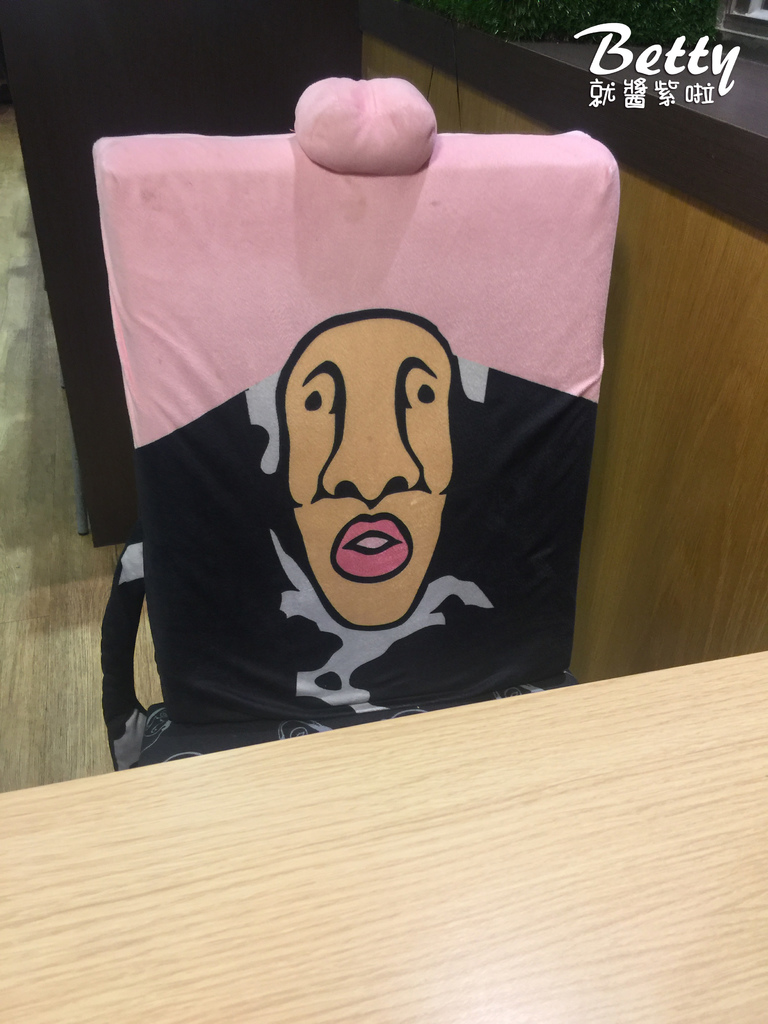 醜比頭的秘密部屋(中山) (16).jpg