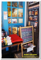 熱樂煎爆漿乳酪三明治(高雄店)：高雄後驛美食．不只爆漿鹹口味，一如浪花般的熱煎棉花糖襲來！──熱樂煎爆漿乳酪三明治