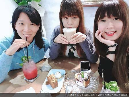 板橋下午茶甜點專賣推薦點點甜甜 好初早餐旗下甜點蛋糕店、板橋超人氣巷弄排隊甜點專賣店、好好吃的香蕉磅蛋糕 板橋下午茶甜點專賣推薦點點甜甜 好初早餐旗下甜點蛋糕店、板橋超人氣巷弄排隊甜點專賣店、好好吃的香蕉磅蛋糕