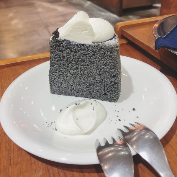 板橋超人氣甜點咖啡< TenTenDenDen 點點甜甜 > 藏身像弄的下午茶/甜點/蛋糕/咖啡推薦 2020.04.03