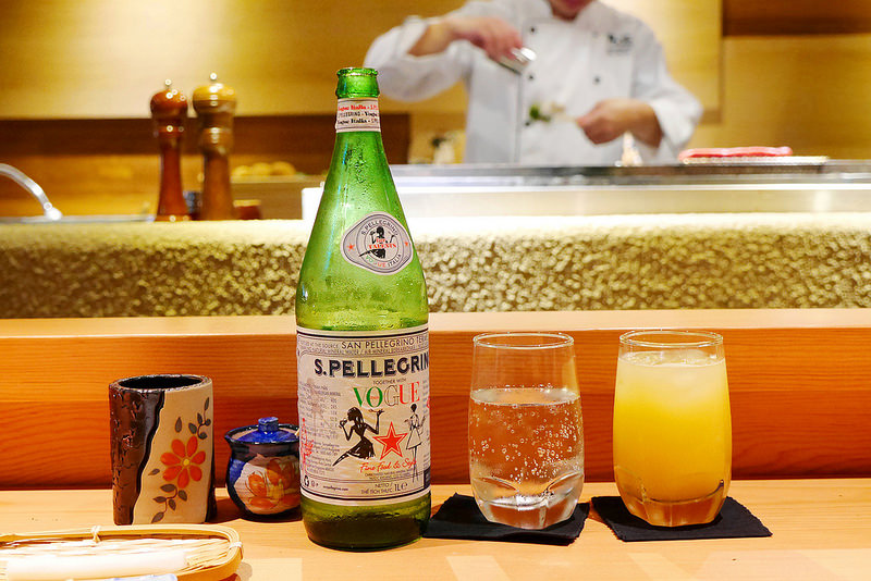 鳥苑地雞燒 雞肉串燒│西區：台中第一家可生食雞肉串燒專賣店～大推薦雞肉刺身 烤燈籠限量碰運氣美味～還有雞肝 山葵雞里肌 柚香雞肉丸也是必點好料！