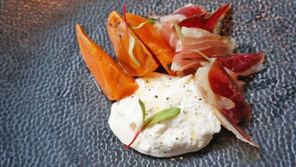 【台北美食】TK SEAFOOD & STEAK-獨特風味!14天乾式熟成櫻桃鴨胸