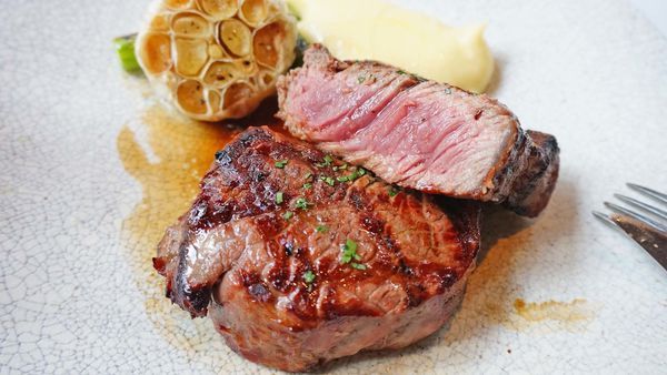 【台北美食】TK SEAFOOD & STEAK-獨特風味!14天乾式熟成櫻桃鴨胸