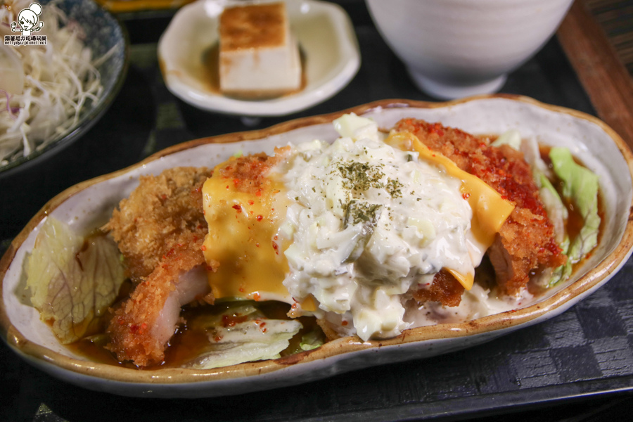 咕嚕咕嚕家 高雄美食 丼飯 日式定食 聚餐 漢神百貨美食-8213.jpg