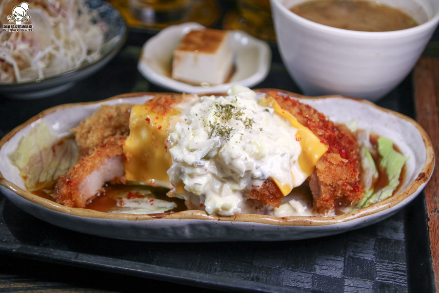 咕嚕咕嚕家 高雄美食 丼飯 日式定食 聚餐 漢神百貨美食-8220.jpg