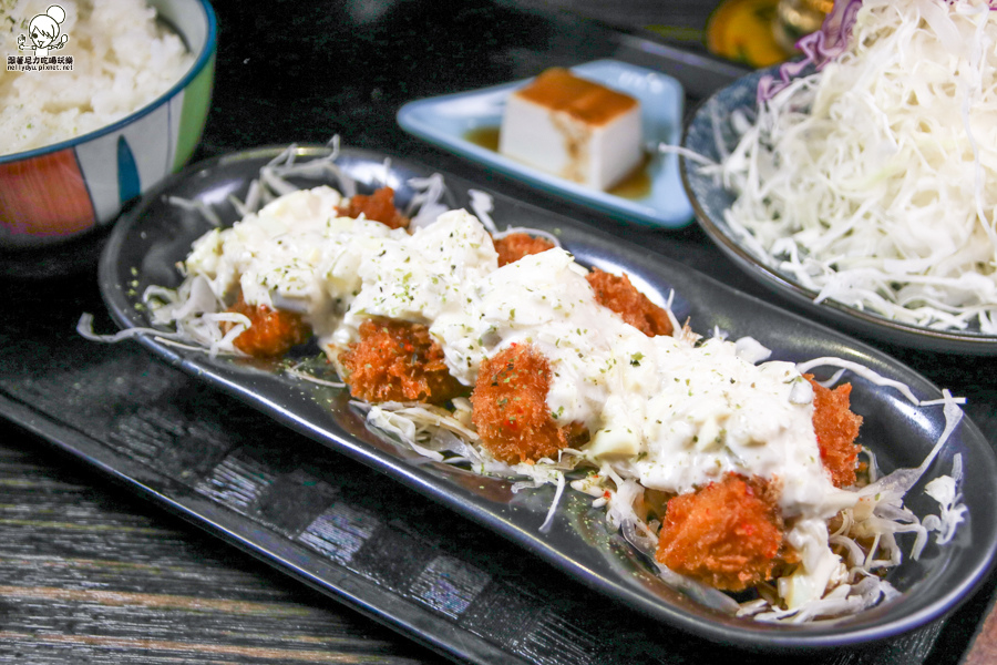 咕嚕咕嚕家 高雄美食 丼飯 日式定食 聚餐 漢神百貨美食-8135.jpg