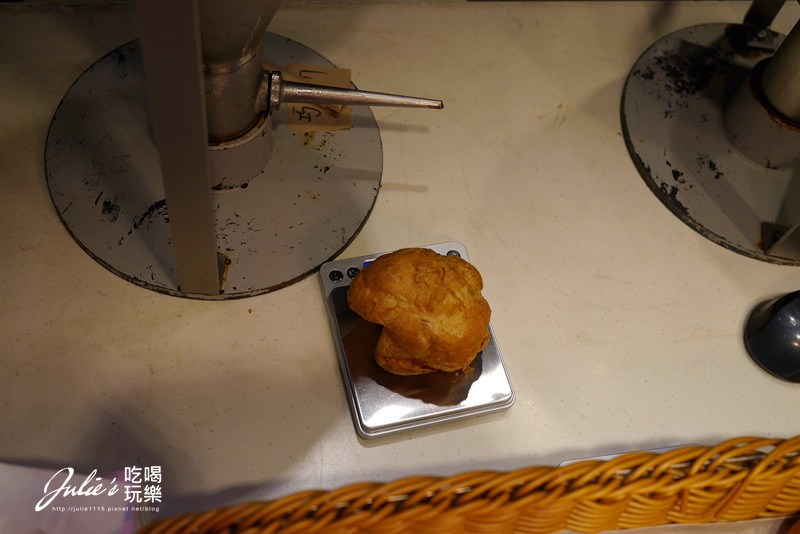 台北捷運車站M6出口●餐廳●拉提莎手工泡芙甜點、世田谷拉麵@HOYII北車站