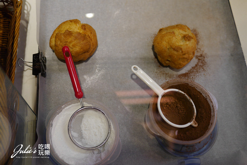 台北捷運車站M6出口●餐廳●拉提莎手工泡芙甜點、世田谷拉麵@HOYII北車站