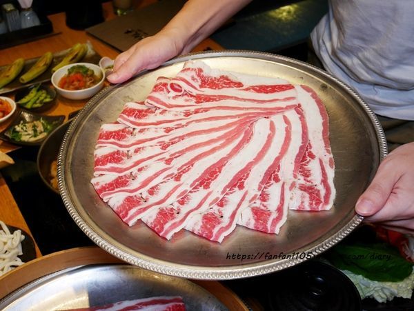 【台北美食】どん亭 Don-tei 壽喜燒 #壽喜燒 #上極火鍋 #台北吃到飽 #壽喜燒吃到飽 #飲料199喝到飽 #中山站 (17).JPG