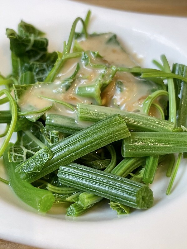 【台灣,高雄市,苓雅區】時尚又復古的新台式茶館~永心鳳茶 Yonshin Tea 中山店。(高雄美食)