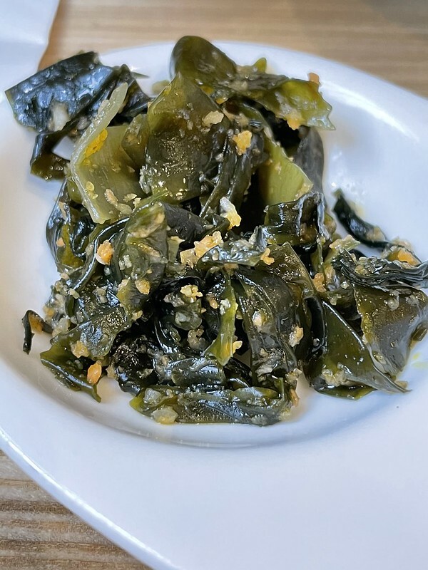 【台灣,高雄市,苓雅區】時尚又復古的新台式茶館~永心鳳茶 Yonshin Tea 中山店。(高雄美食)