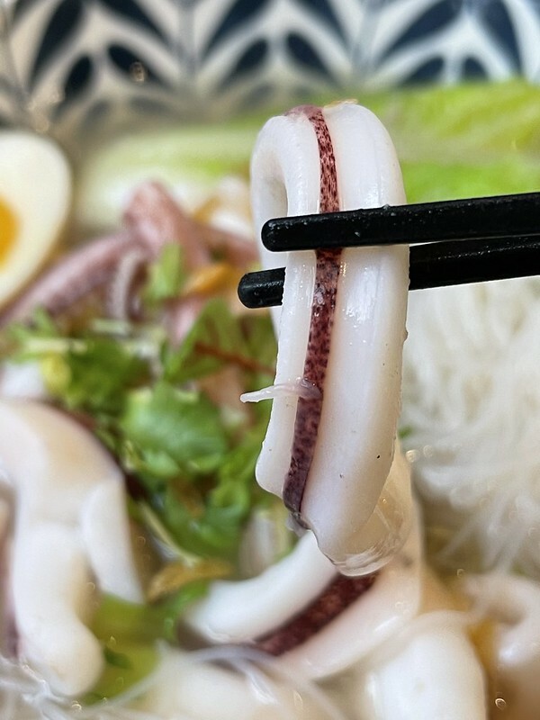 【台灣,高雄市,苓雅區】時尚又復古的新台式茶館~永心鳳茶 Yonshin Tea 中山店。(高雄美食)