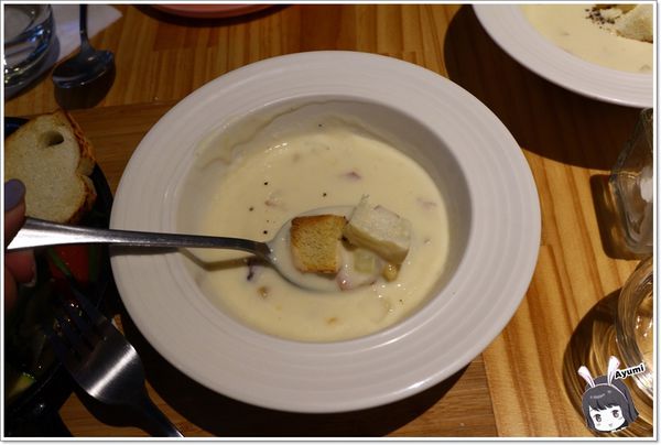 札卡餐酒館Zaka：『愛評體驗團』►台中北屯區◄享味生活Zaka札卡餐酒館/無國界料理/峇里島風格餐廳/週五週六有駐唱