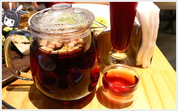 札卡餐酒館Zaka：『愛評體驗團』►台中北屯區◄享味生活Zaka札卡餐酒館/無國界料理/峇里島風格餐廳/週五週六有駐唱