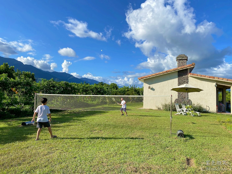 鹿野住宿新推薦!台東鹿野森活民宿,一次看到熱氣球、飛行傘,美景盡收眼底