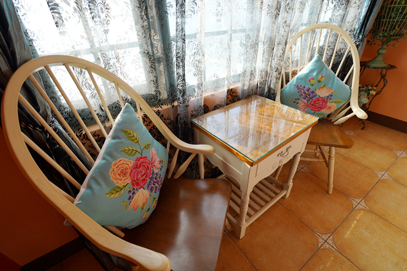 鹿野住宿新推薦!台東鹿野森活民宿,一次看到熱氣球、飛行傘,美景盡收眼底