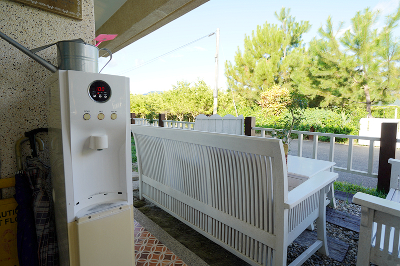 鹿野住宿新推薦!台東鹿野森活民宿,一次看到熱氣球、飛行傘,美景盡收眼底