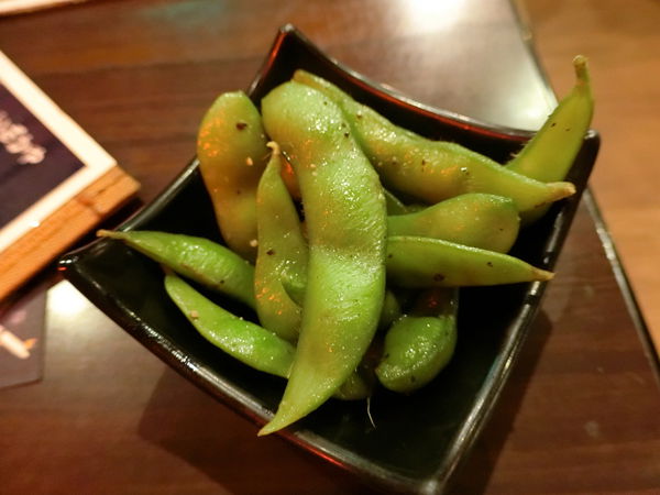 食記 ▌蘆洲居酒屋【鏊屋】串燒/壽司/酒場×隱藏在蘆洲巷弄裡的日本味〃凹嗚~~~宵夜小酌的好地方!!!(附菜單)