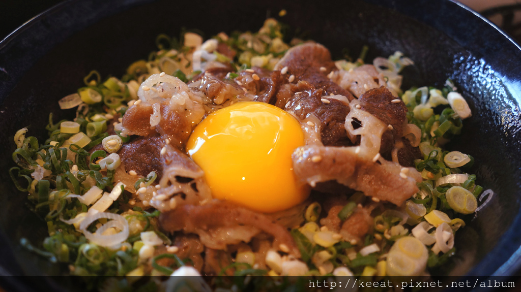 蔥花月見烏龍麵