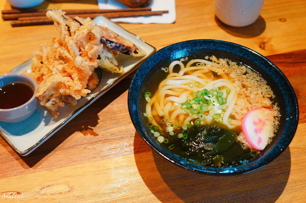 暮暮うどん:暮暮うどん|台北松山.南京三民捷運站.民生社區.寶清街.烏龍麵.丼飯.炸豬排.日式料理.天婦羅