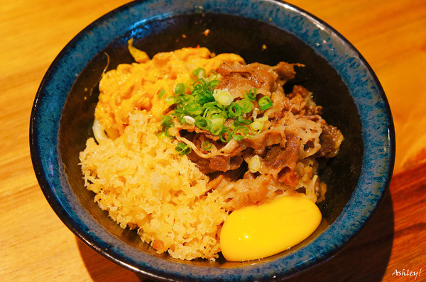 暮暮うどん:暮暮うどん|台北松山.南京三民捷運站.民生社區.寶清街.烏龍麵.丼飯.炸豬排.日式料理.天婦羅