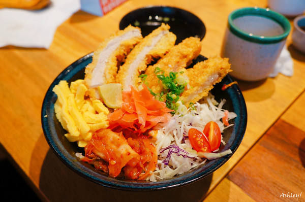 暮暮うどん:暮暮うどん|台北松山.南京三民捷運站.民生社區.寶清街.烏龍麵.丼飯.炸豬排.日式料理.天婦羅