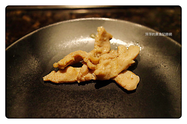 【台北美食】海底撈火鍋 ~ 信義區超人氣排隊火鍋❤️無微不至的服務還不用服務費 - 捷運101/世貿站