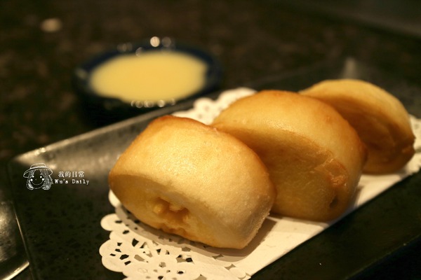 海底撈火鍋(台灣一號店)：├吃喝┤├捷運世貿101站┤├ATT 4 FUN┤海底撈火鍋-把客人寵上天的火鍋店